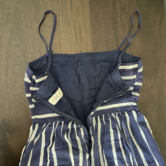 A&F Sleeveless A-line Navy Blue & White Striped Dress with Adjustable Straps - Picture 3 of 5